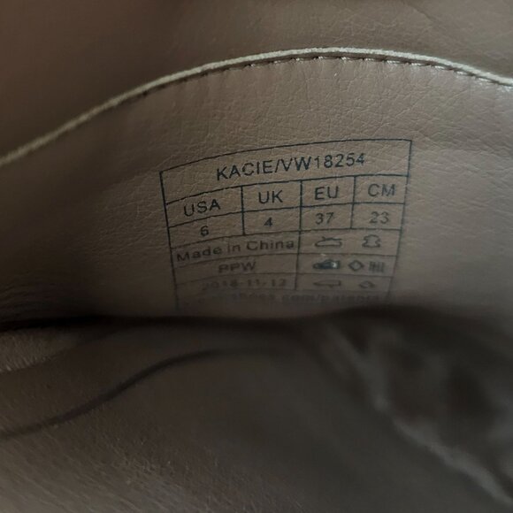 VIONIC Women's Kacie Orthotic Support Slip On Clog, Red Size USA-6 - Picture 13 of 13